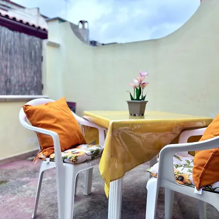 بيت للعطل Garden Suite, Pula, Sardinia *